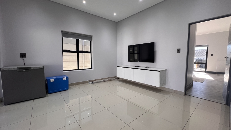 5 Bedroom Property for Sale in Malmesbury Rural Western Cape